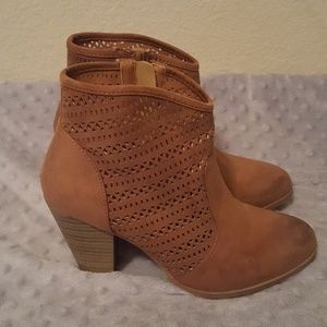 Warm Brown Ankel boots